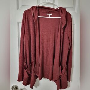 Maurices, women's Medium,  grey & burgundy